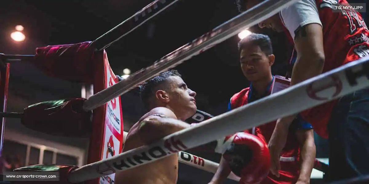 皇冠体育官网——🏂滑雪飞驰，雪浪追风！